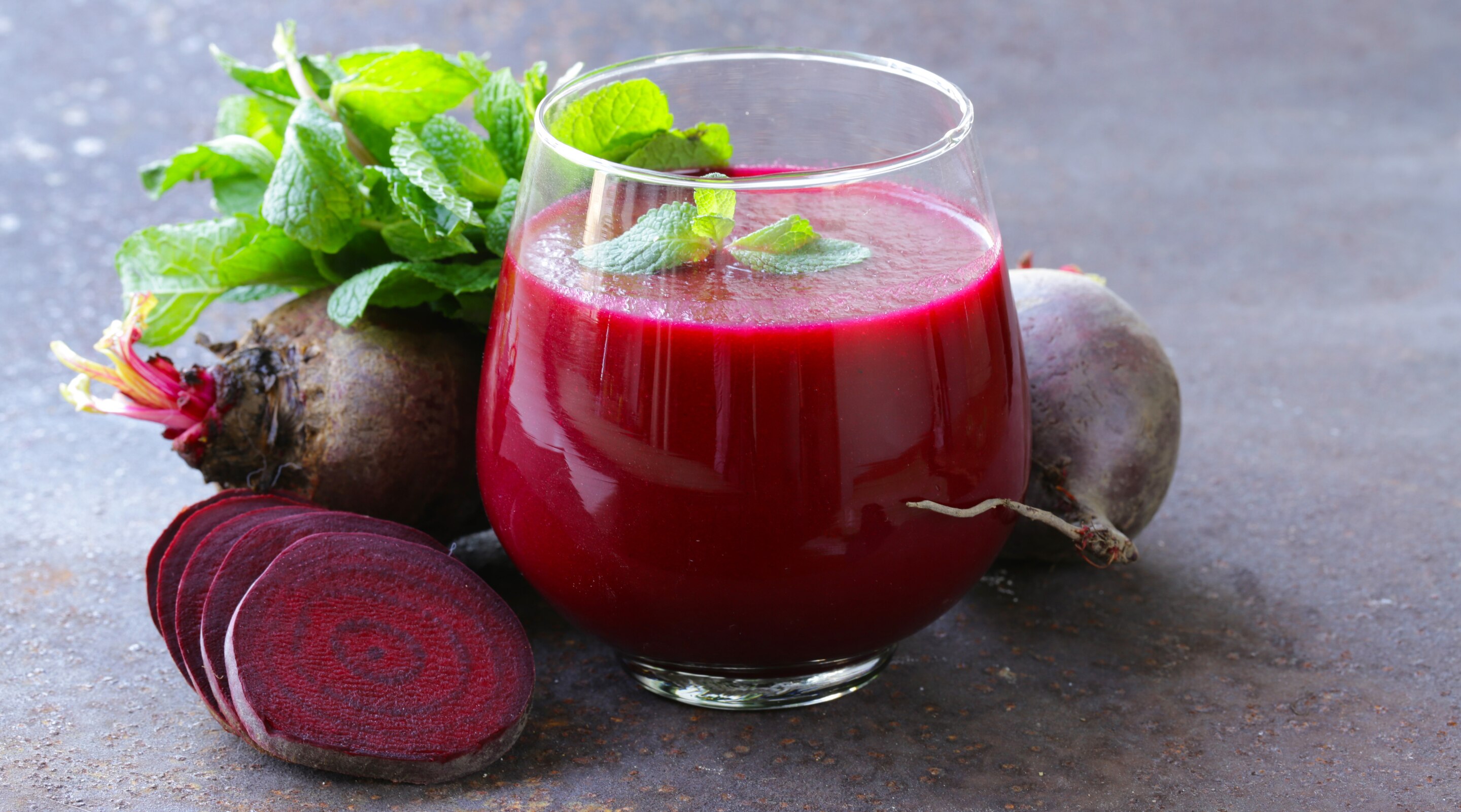 Beetroot Juice Benefits - How to Make and Drink Daily