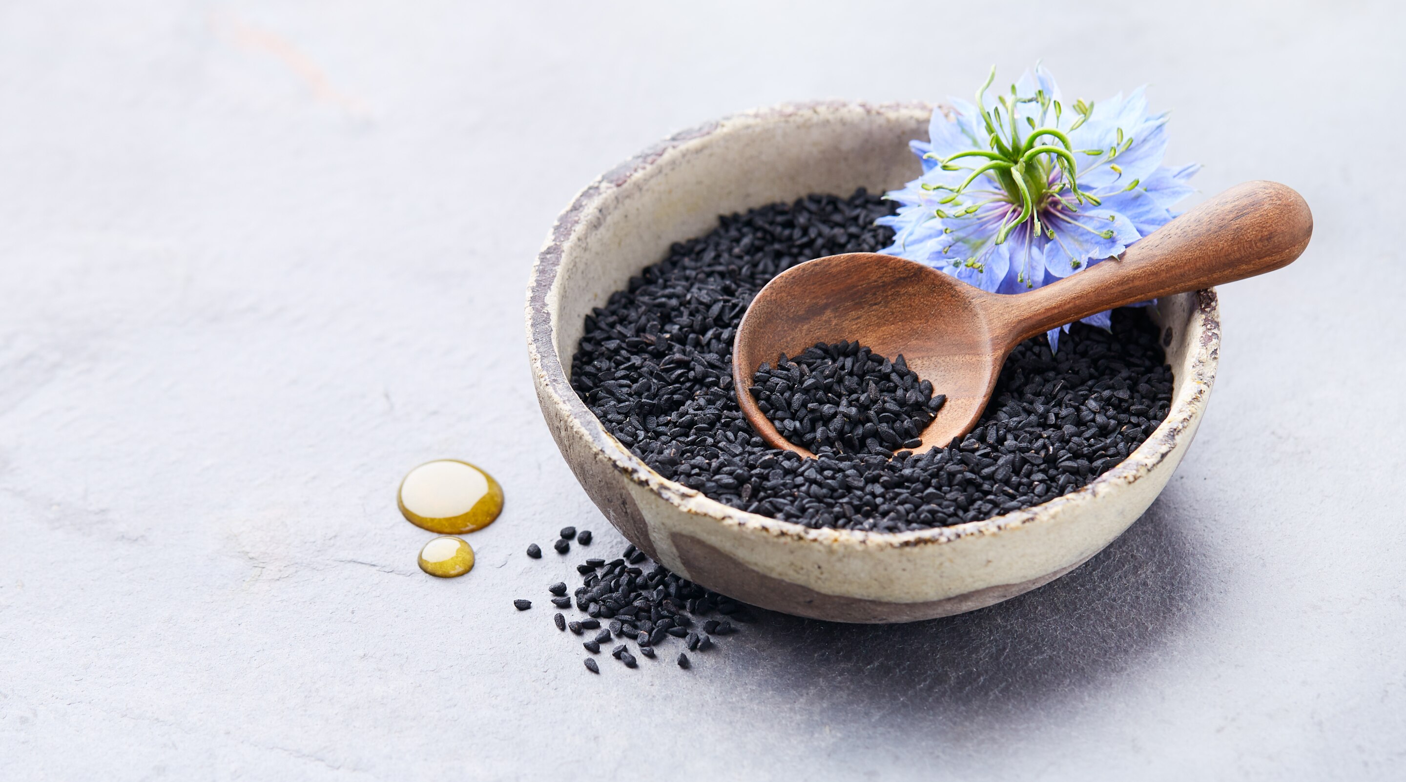 Kalonji Benefits and How to Eat Kalonji Seeds