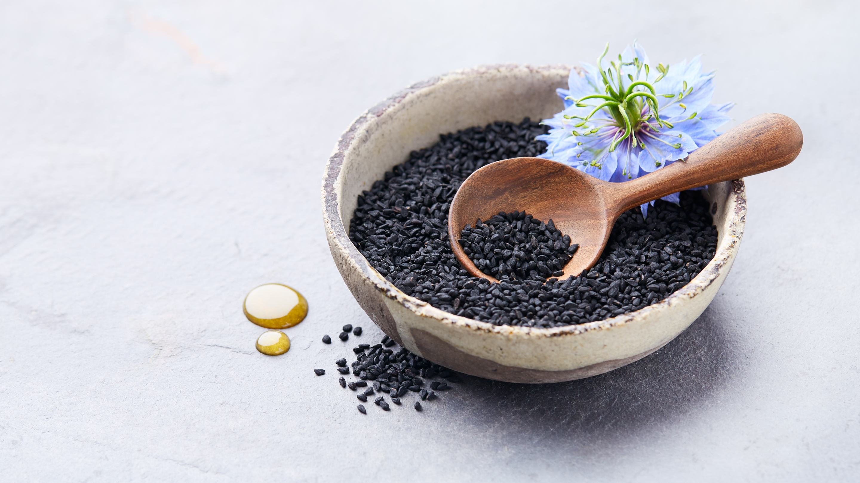 Kalonji Benefits and How to Eat Kalonji Seeds