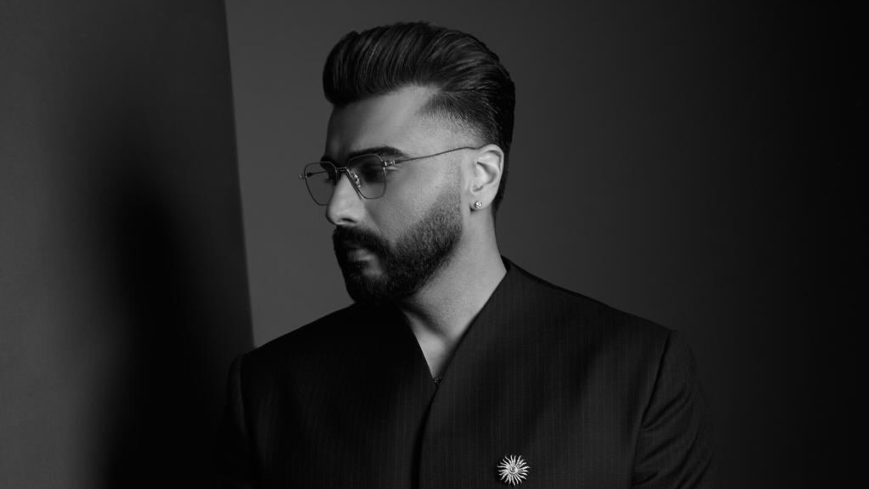Asymmetrical Modern Quiff: