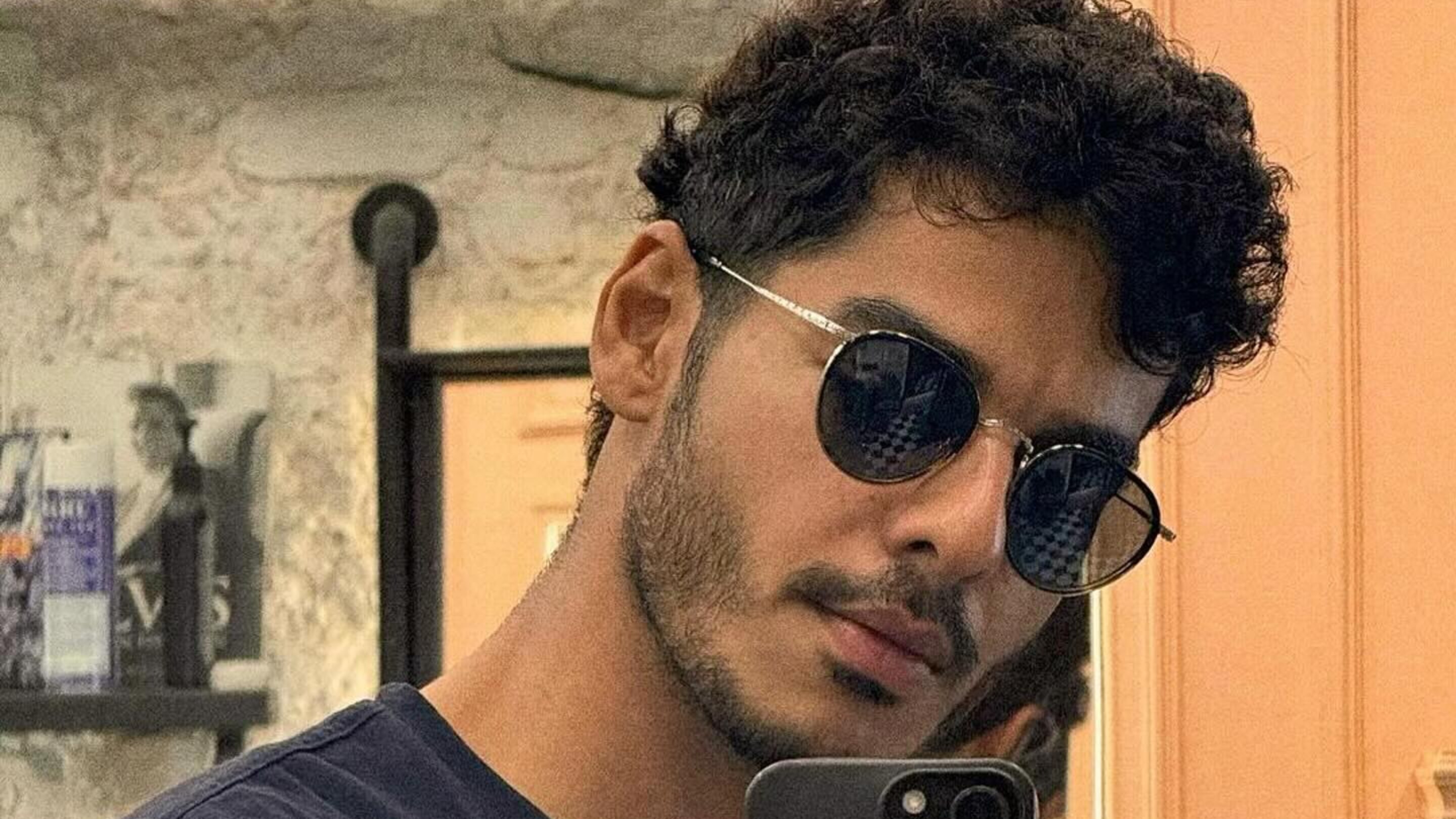 Curly Short Quiff: