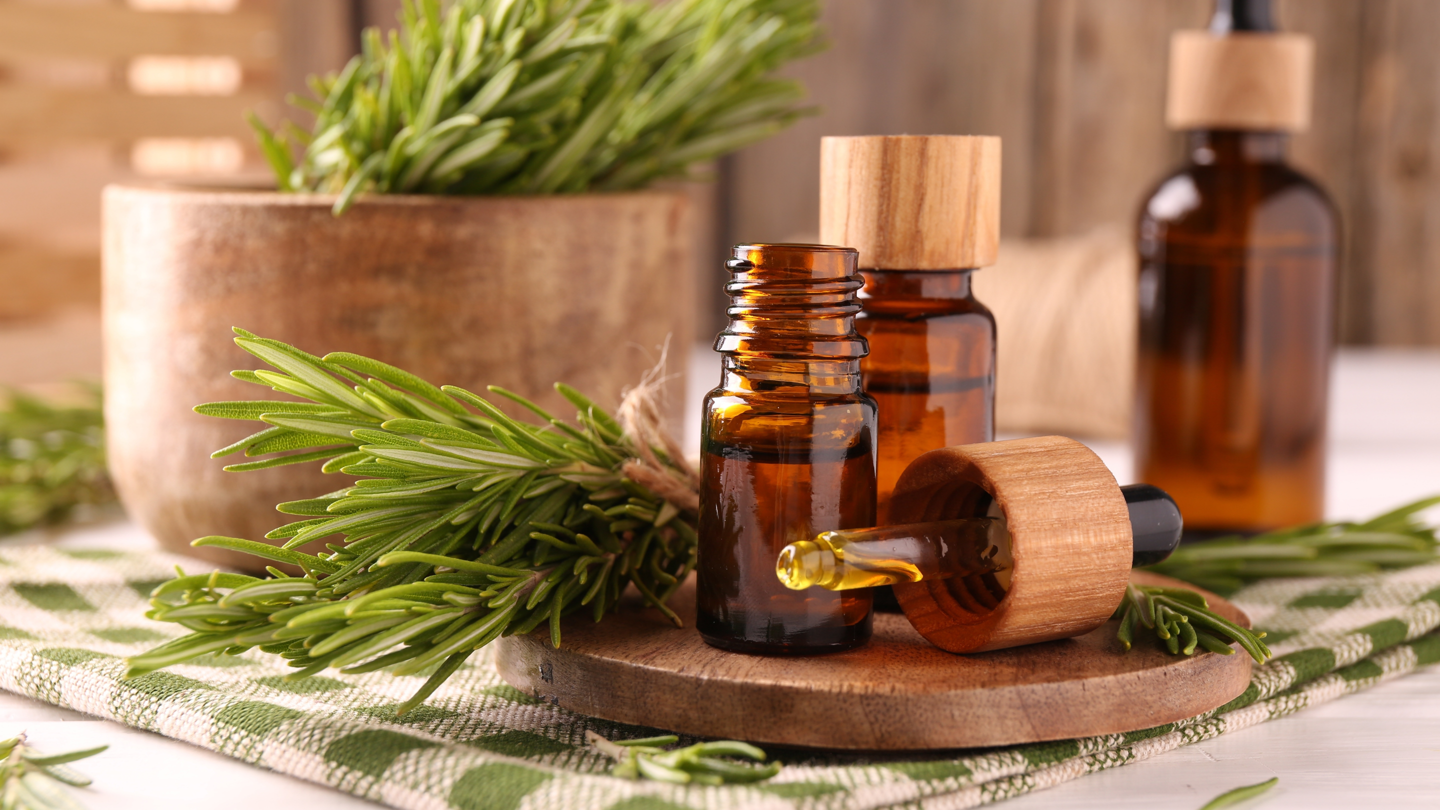 Best Rosemary Oil for Hair Growth - How to Choose
