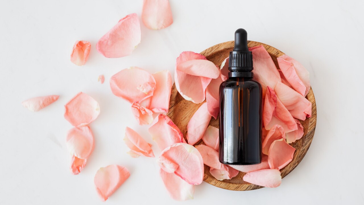 How to Store Rose Water