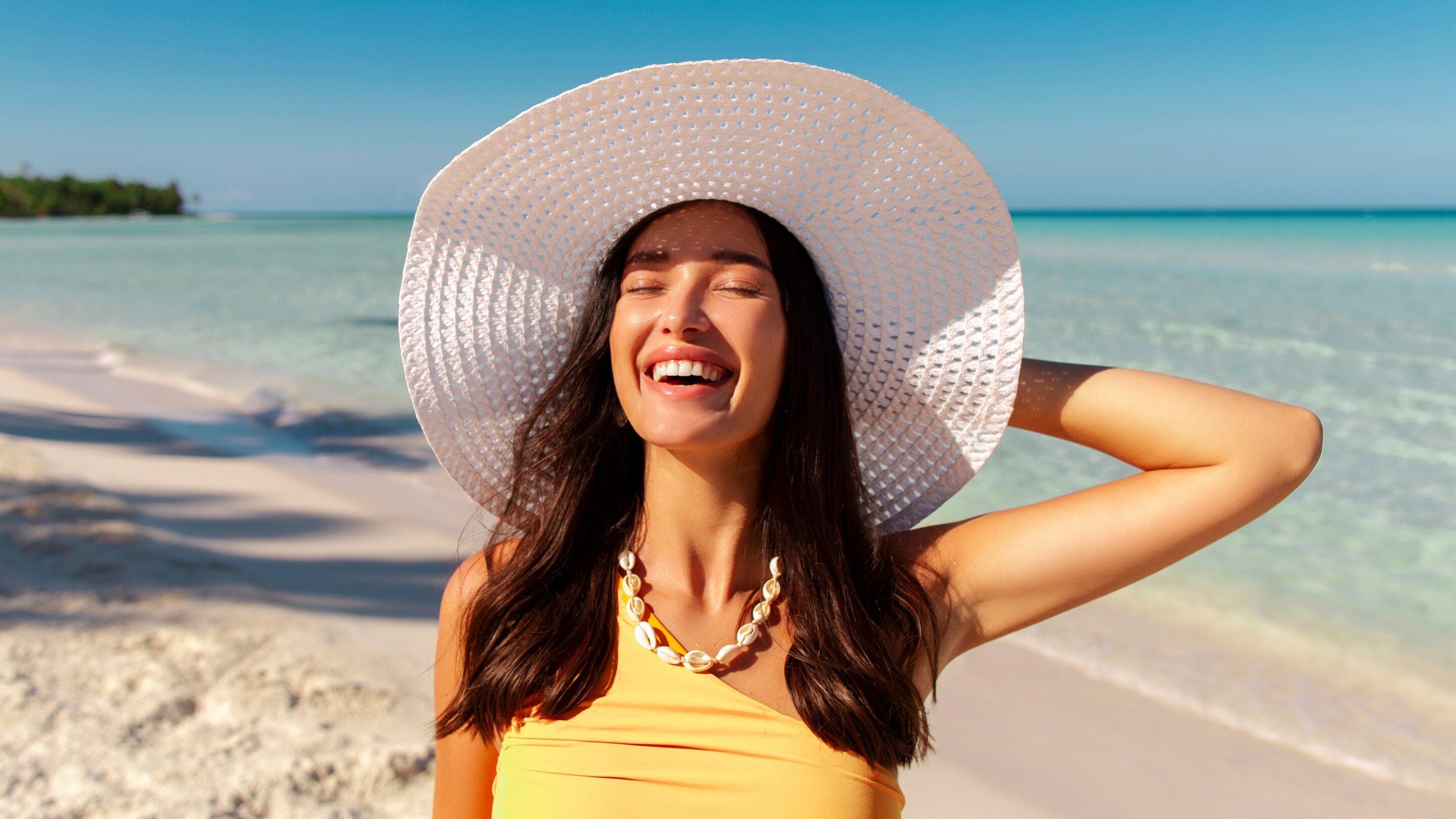 How to Protect Hair from Sunlight Without Overdoing It