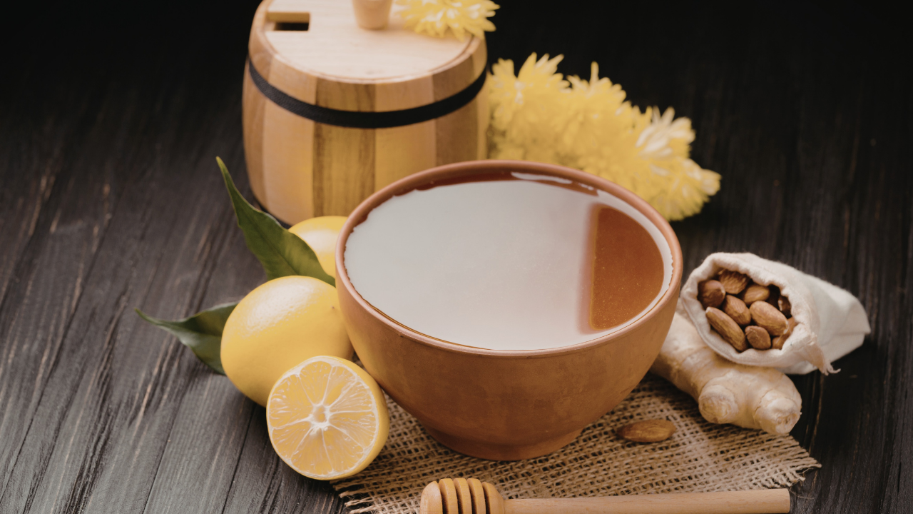5. Honey & Lemon Mask