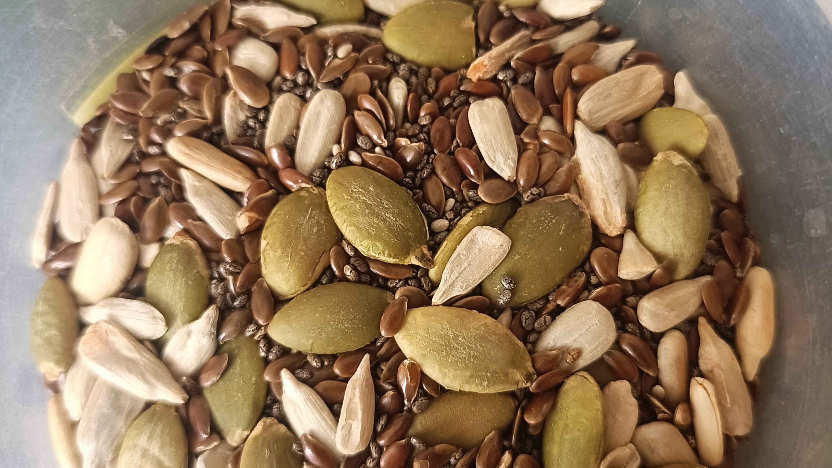 The Best Time to Eat Seeds for Seed Cycling