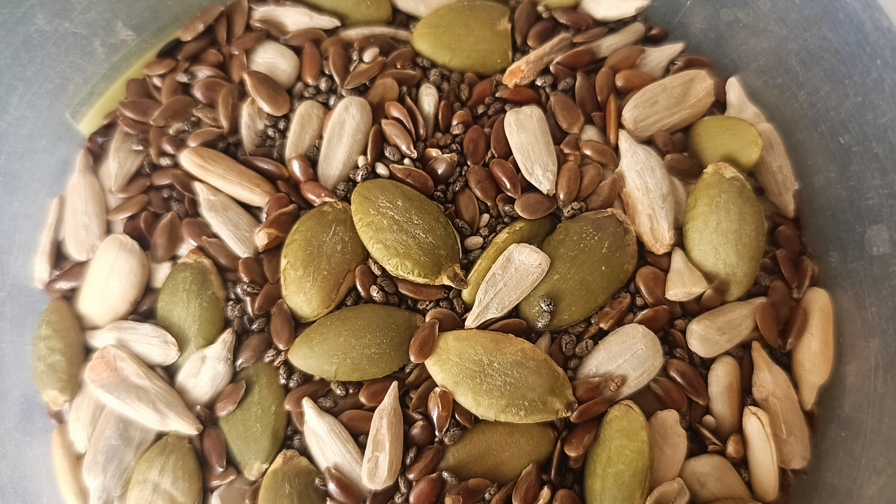 The Best Time to Eat Seeds for Seed Cycling