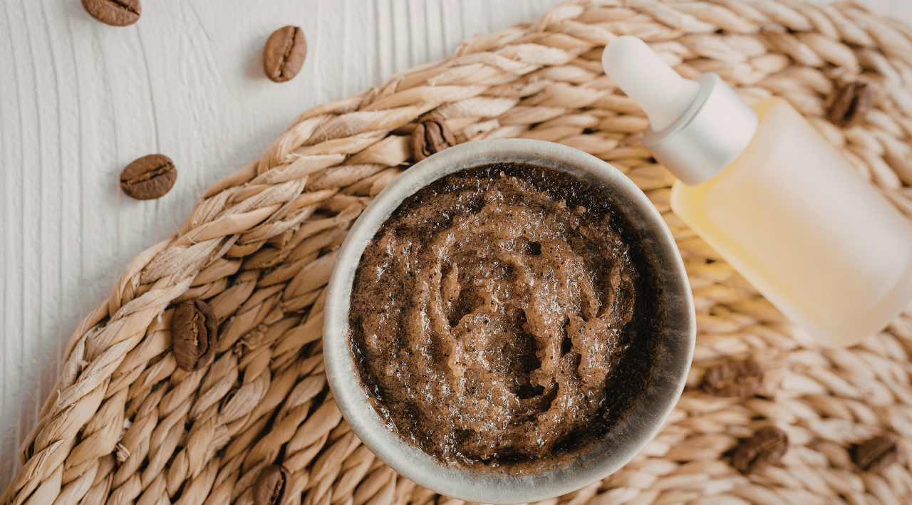 1. Coffee and Coconut Oil Scrub