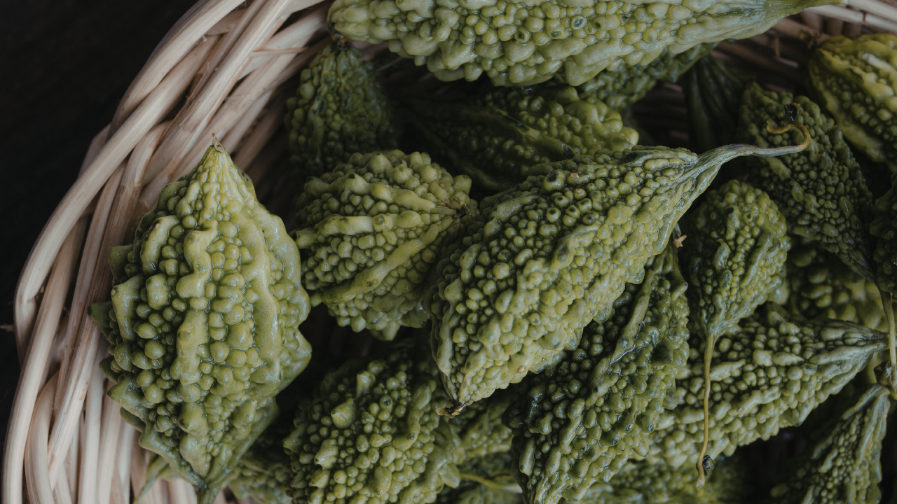 How to Remove Bitterness from Karela Juice