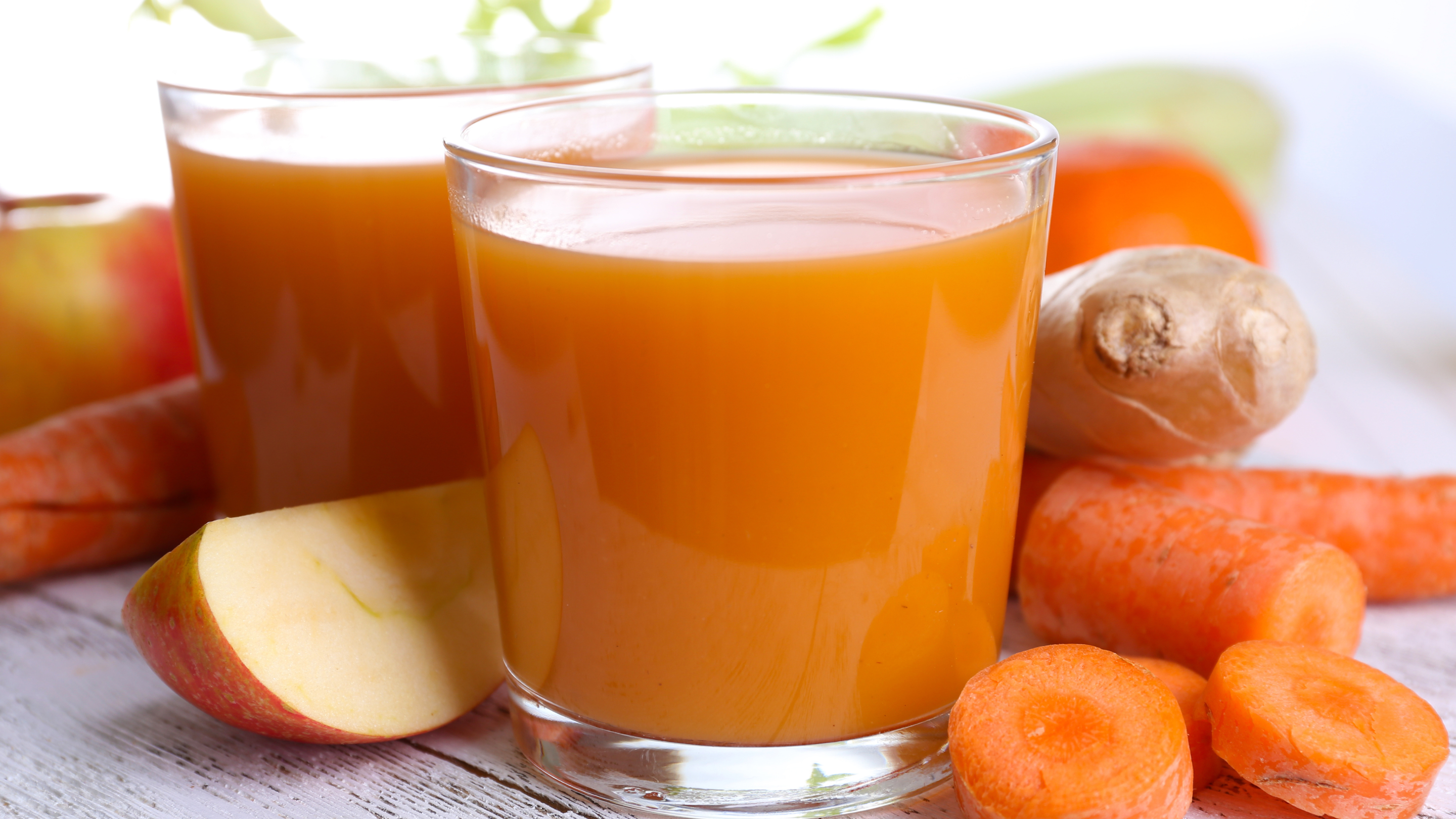 12. Apple-Carrot Juice