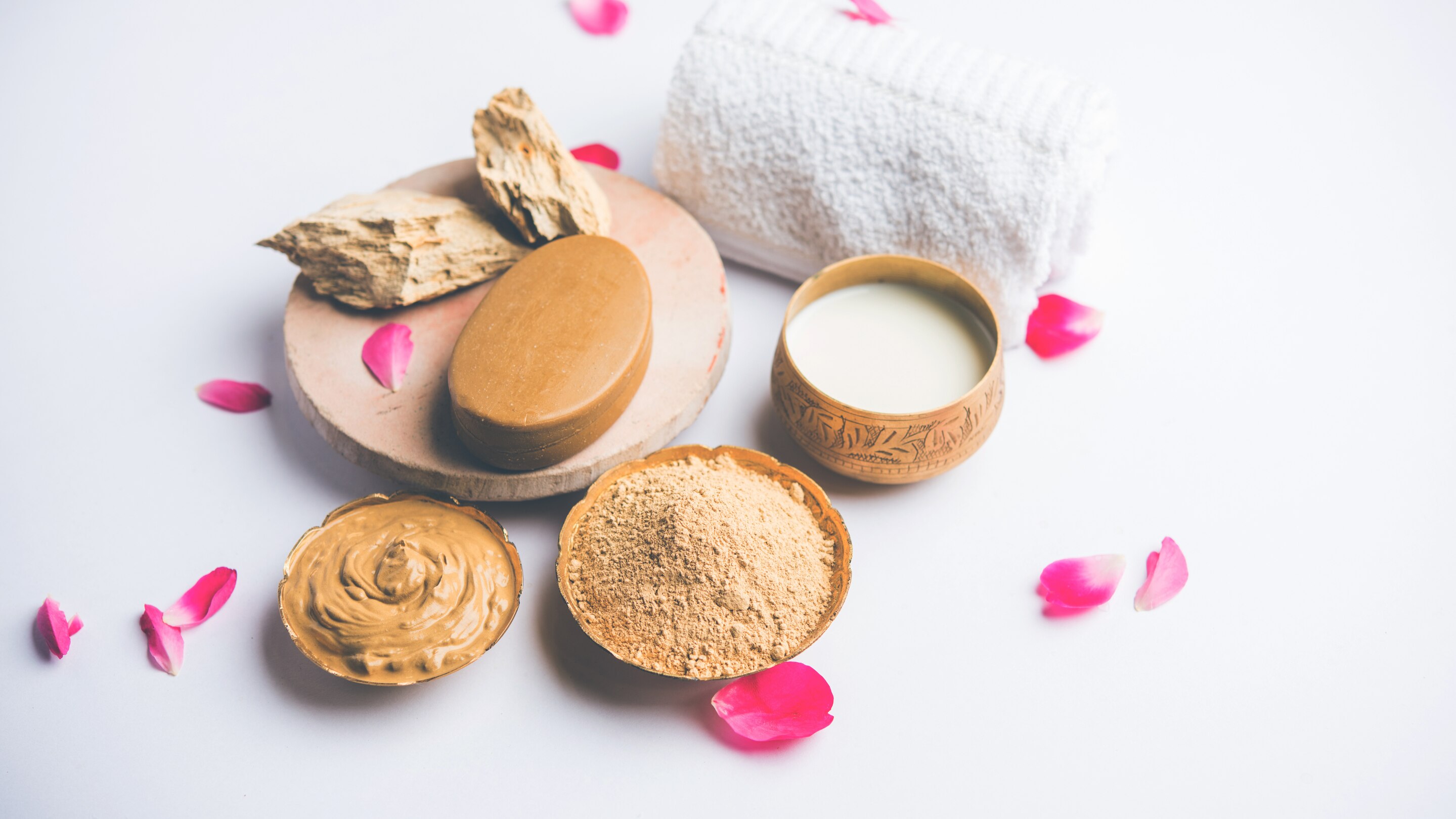 Dry Skin – Hydrating Face Pack