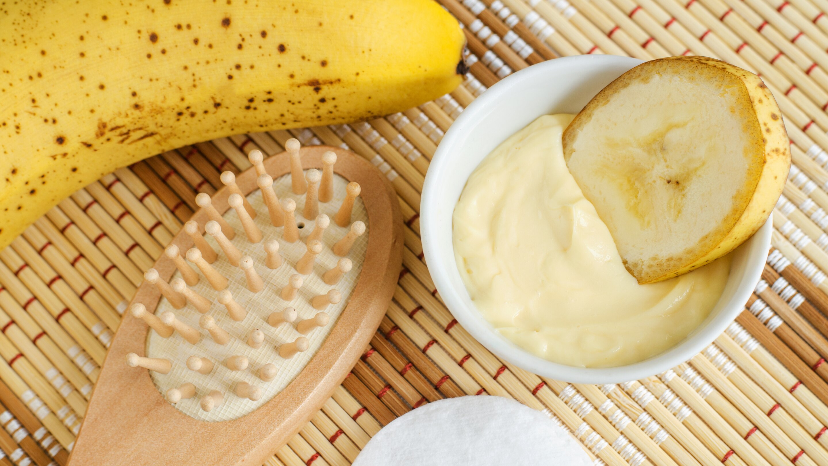 2. Banana & Yogurt Mask