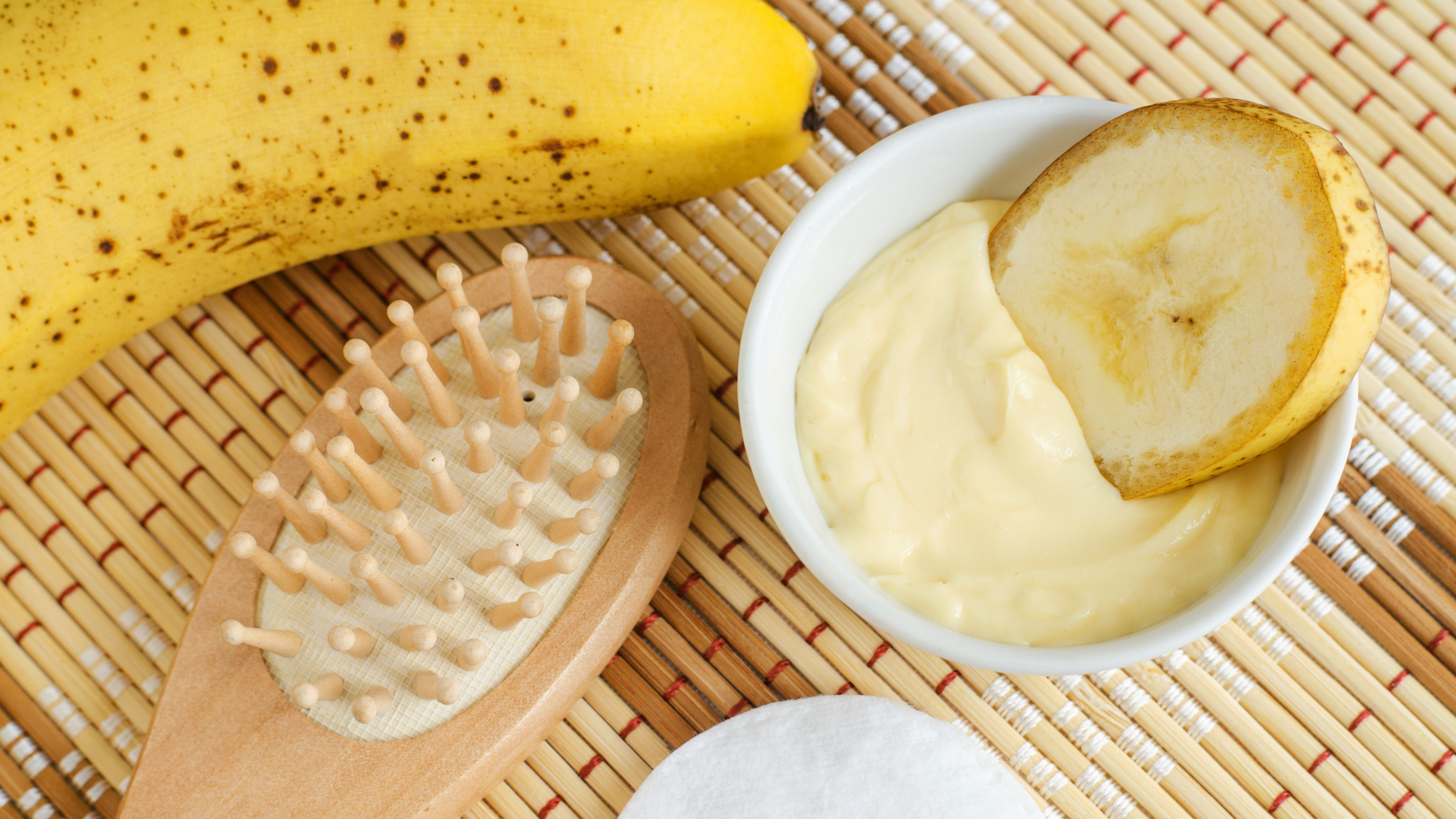2. Banana & Yogurt Mask