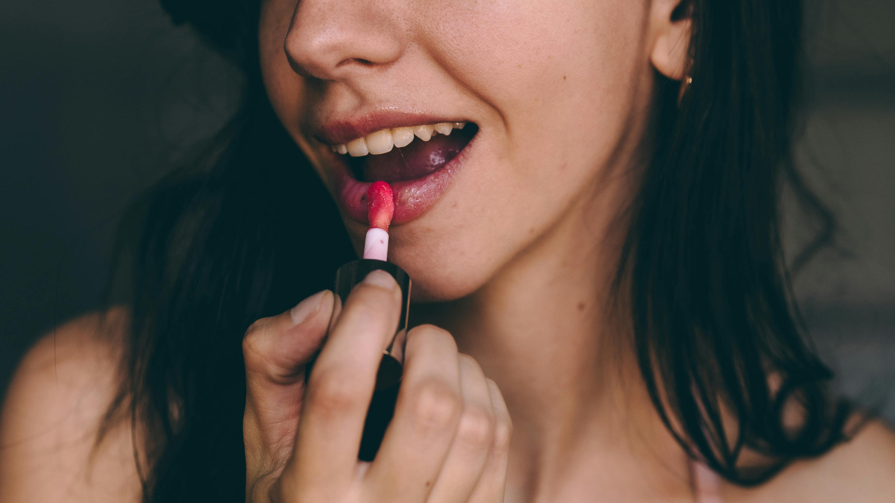 Common Mistakes to Avoid: Lipstick Shades for Brown Skin