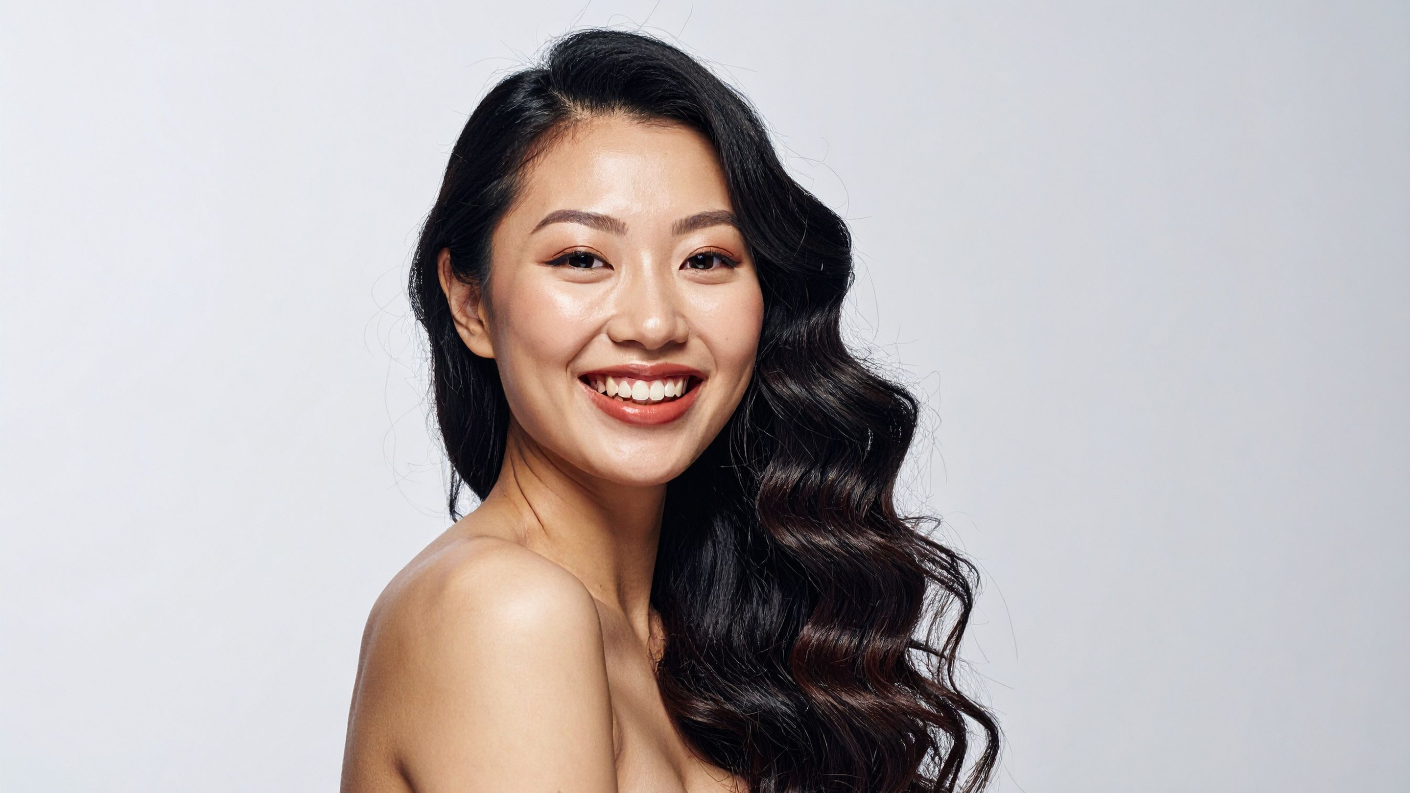 How to Style Haircuts for Wavy Hair