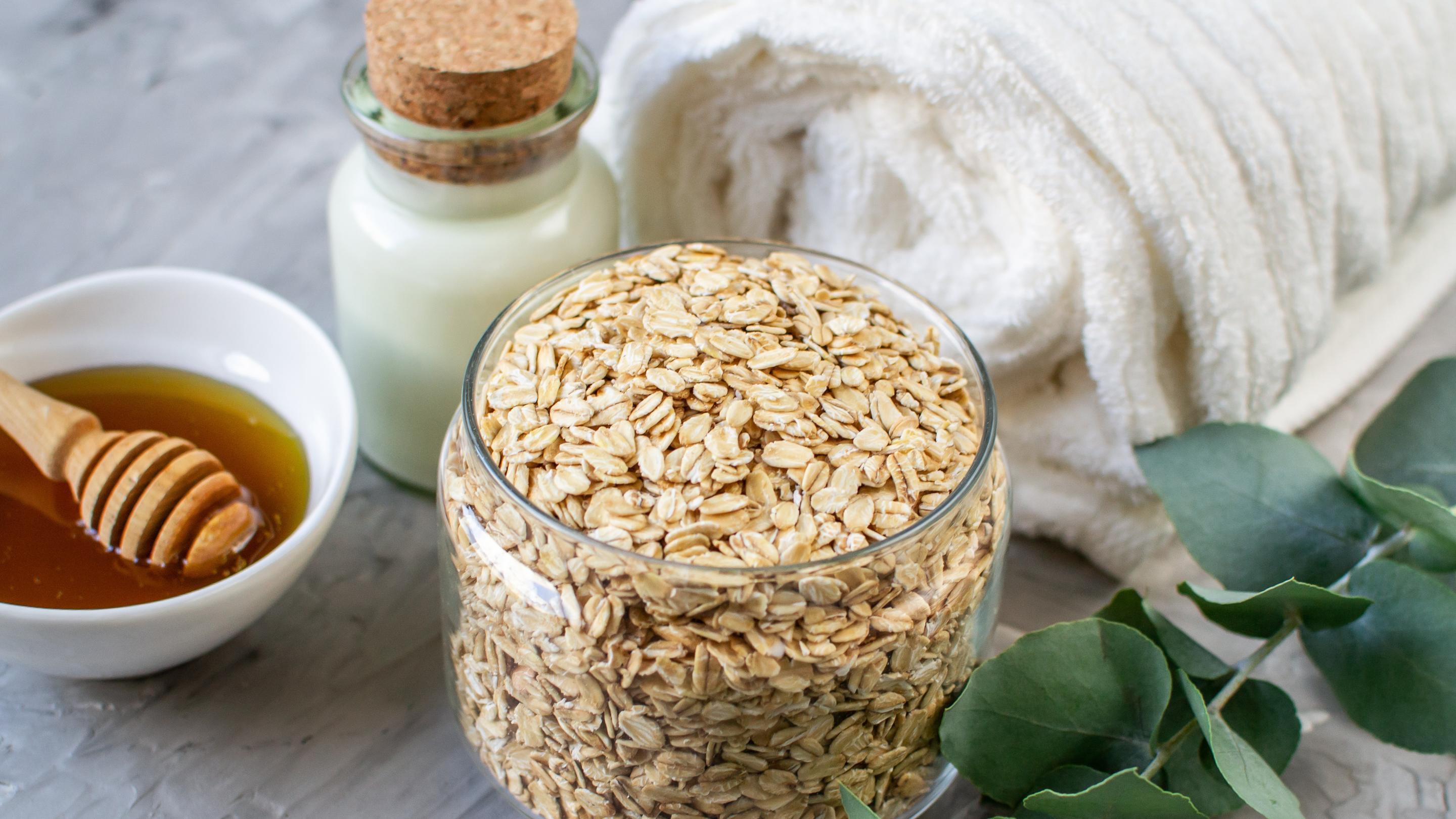 Possible Side Effects of Oatmeal Scrub