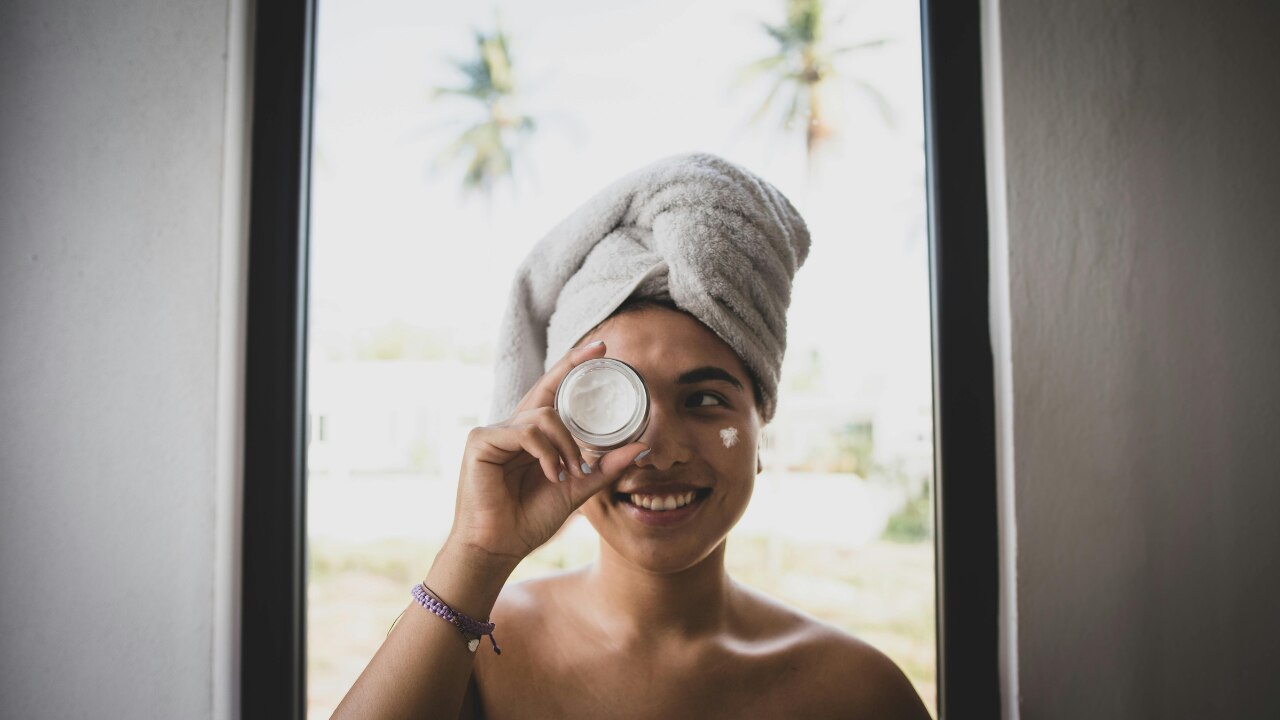How to Use Face Pack in Summer