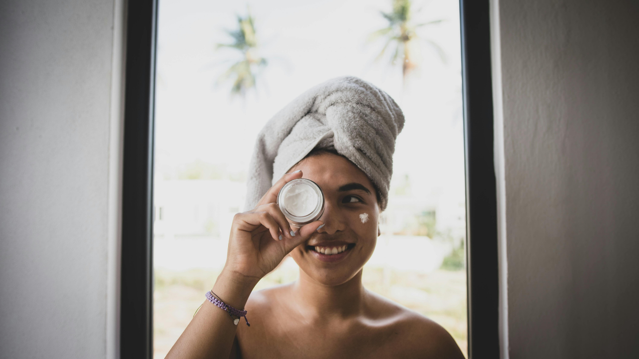 How to Use Face Pack in Summer