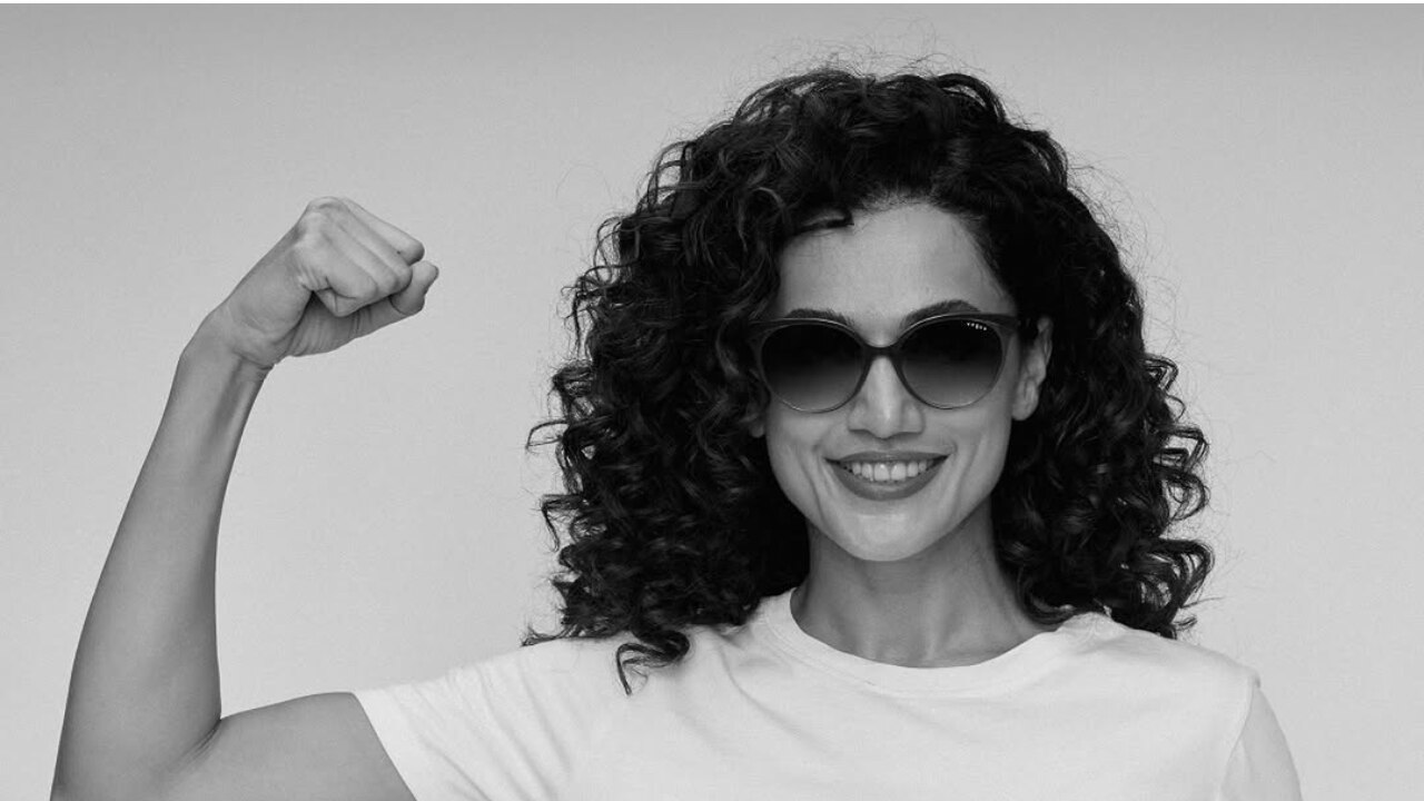 18. Shoulder-Length Curly Step Cut