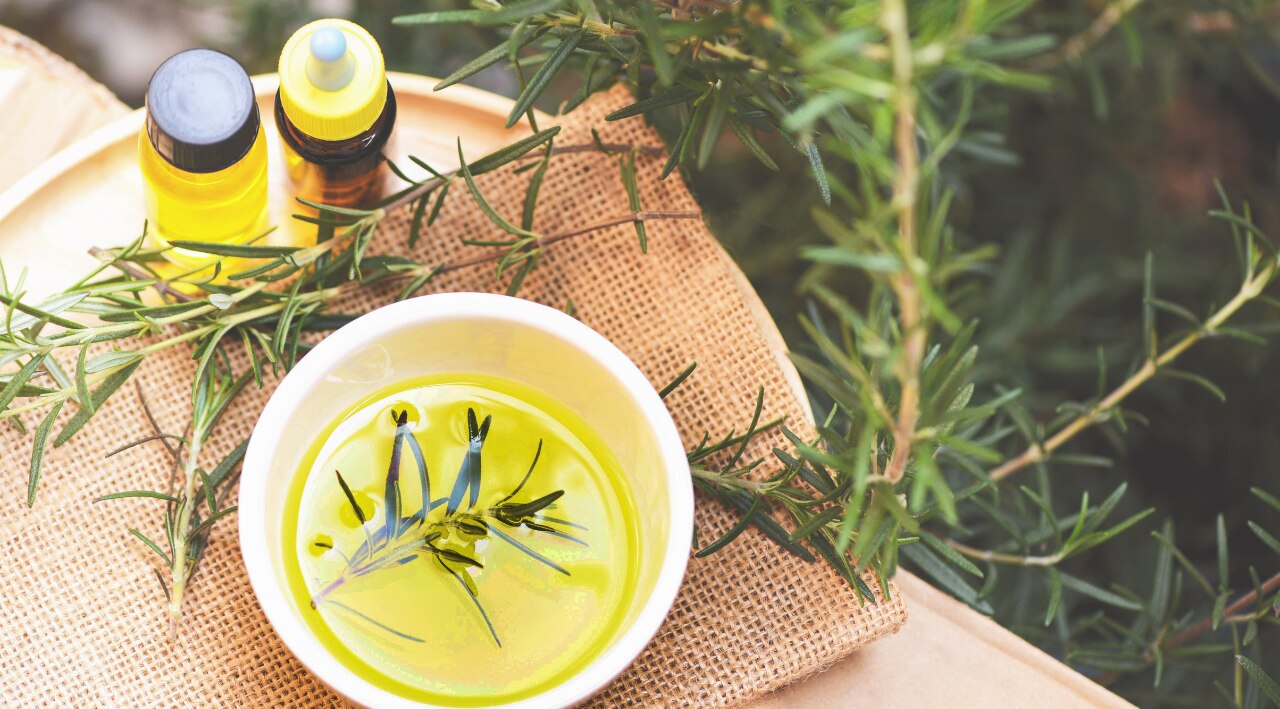 2. Rosemary Oil Infusion