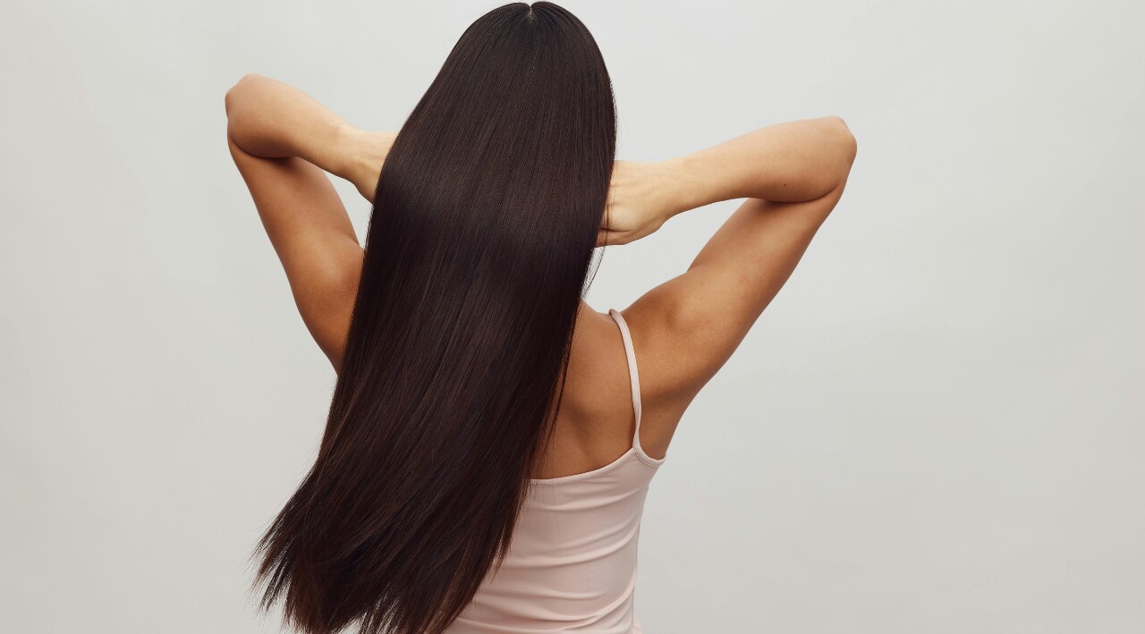 3. Deeply Conditions Hair