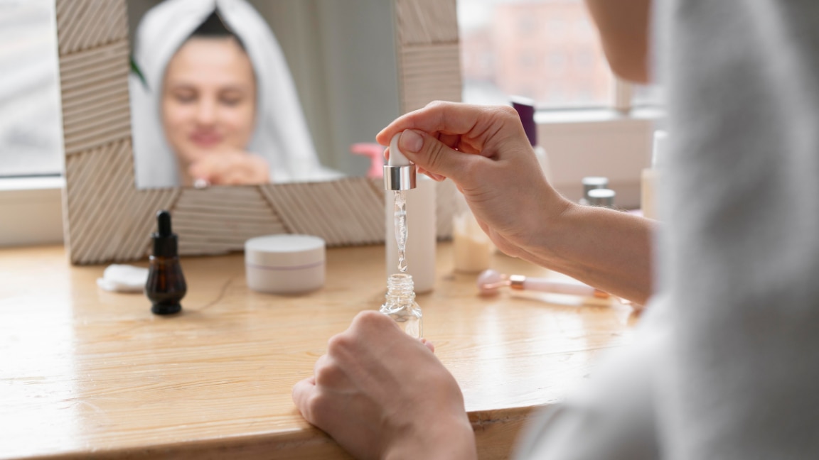 linking article: Salicylic Acid Uses: What It Does for Skin & How to Apply