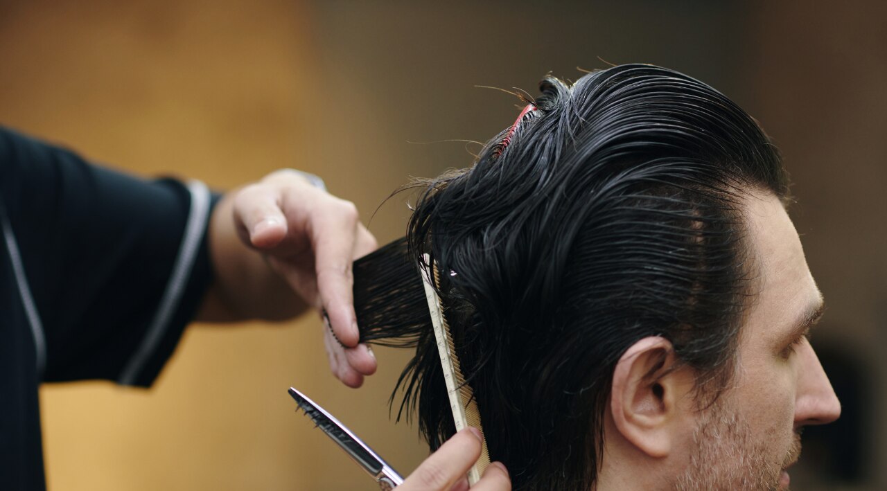 How to Choose the Right Haircut Image