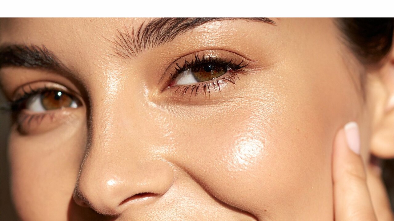Promotes Glowing Skin