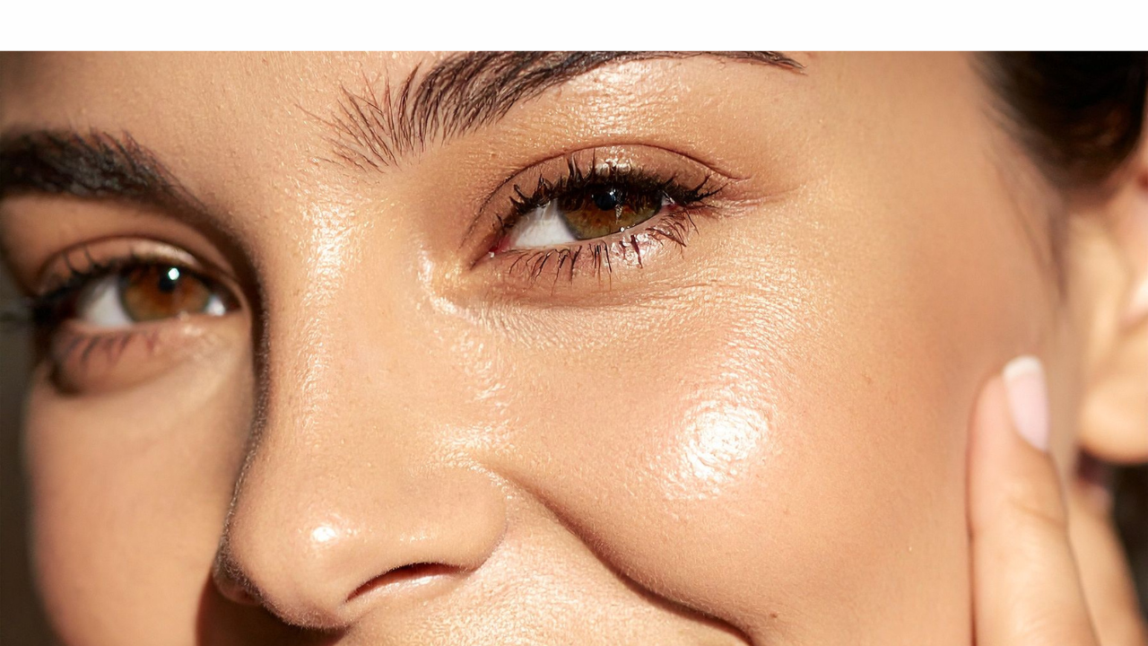 Promotes Glowing Skin