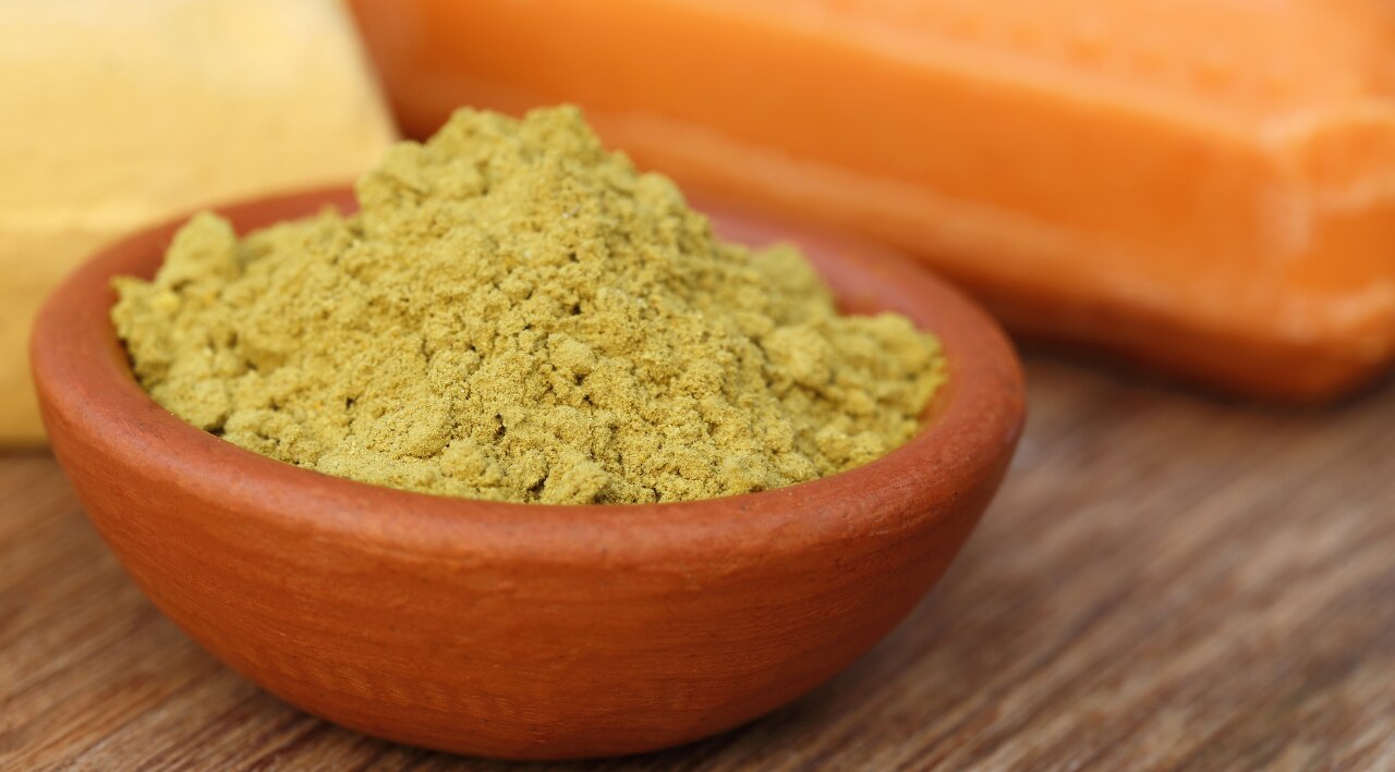 5. Cucumber & Multani Mitti Mask