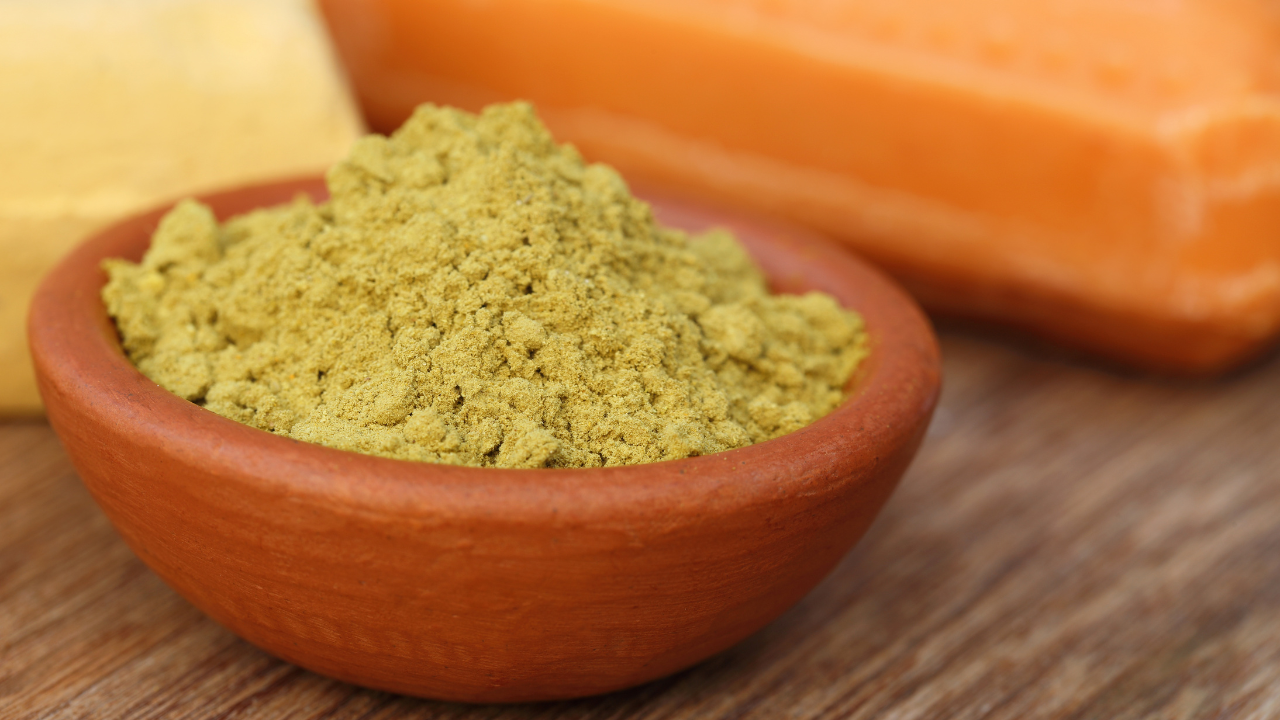 5. Cucumber & Multani Mitti Mask