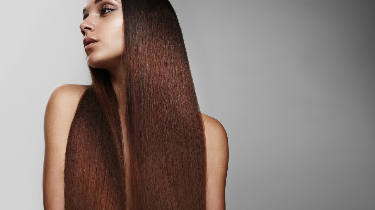 Adds Natural Shine and Reduces Frizz: