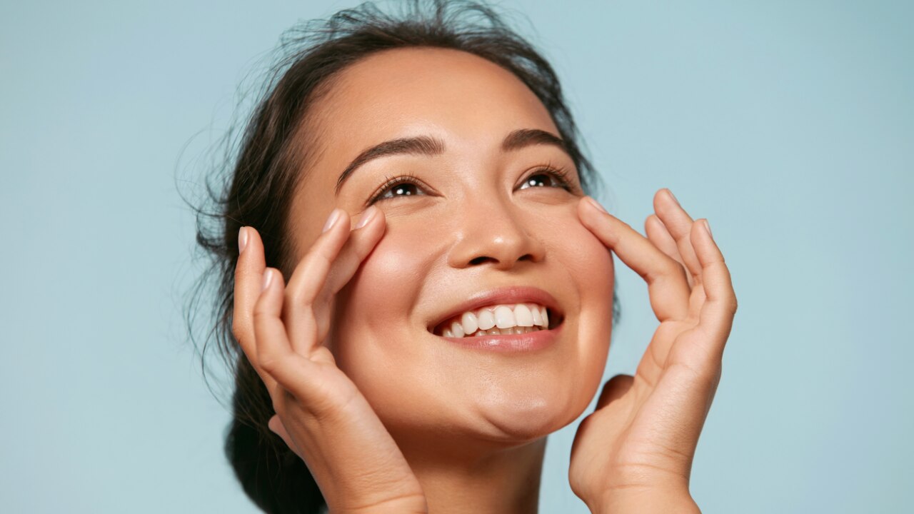 2. Medium Skin Tone – Warm & Balanced Blush Shades