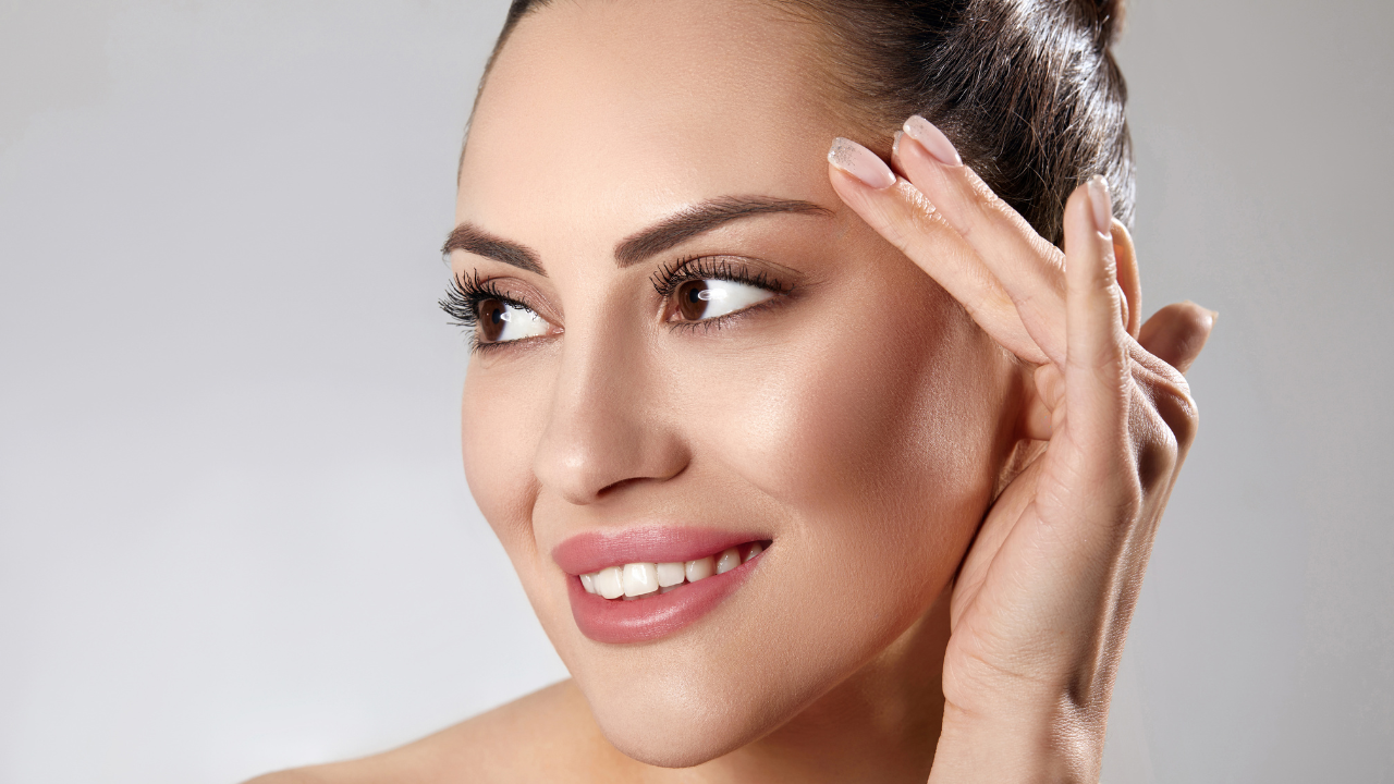 4. Enhances Skin Glow