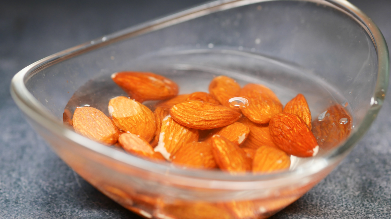 How to Soak Almonds