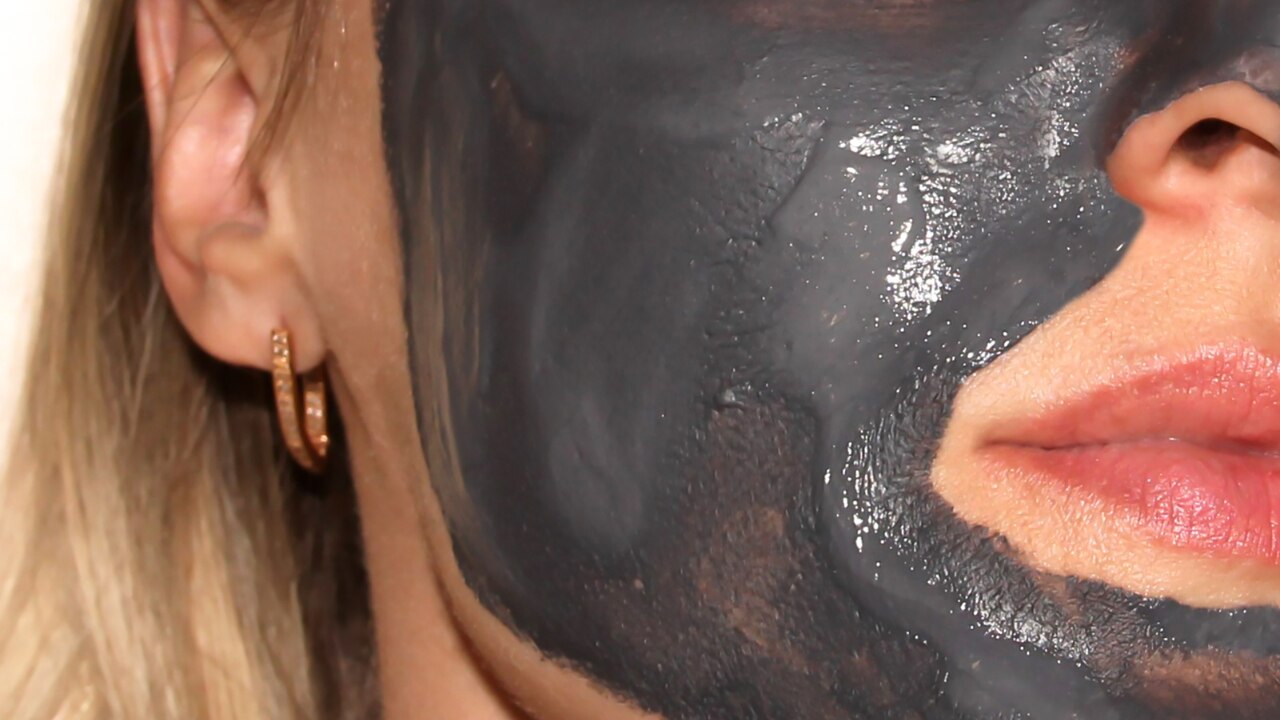Best Time to Apply Charcoal Face Mask