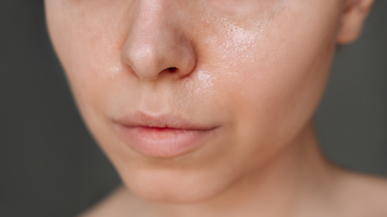 Deep Pore Cleansing and Detox: