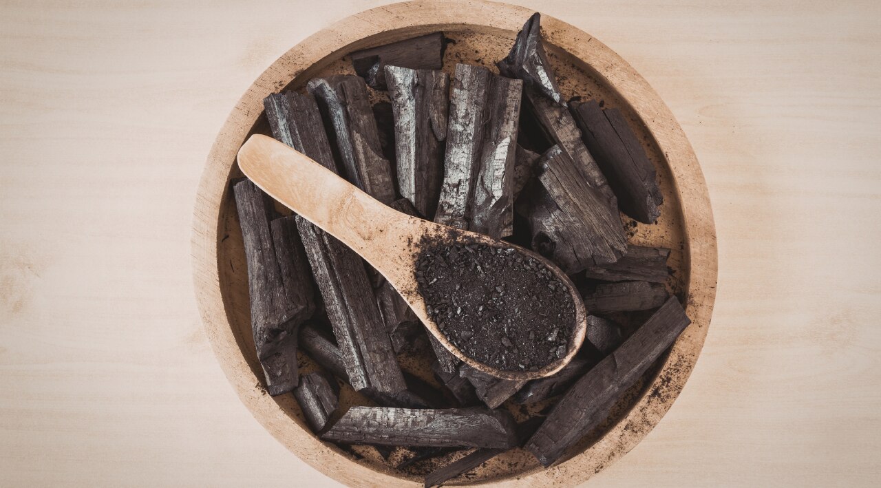 3. Tea Tree Charcoal Acne Mask