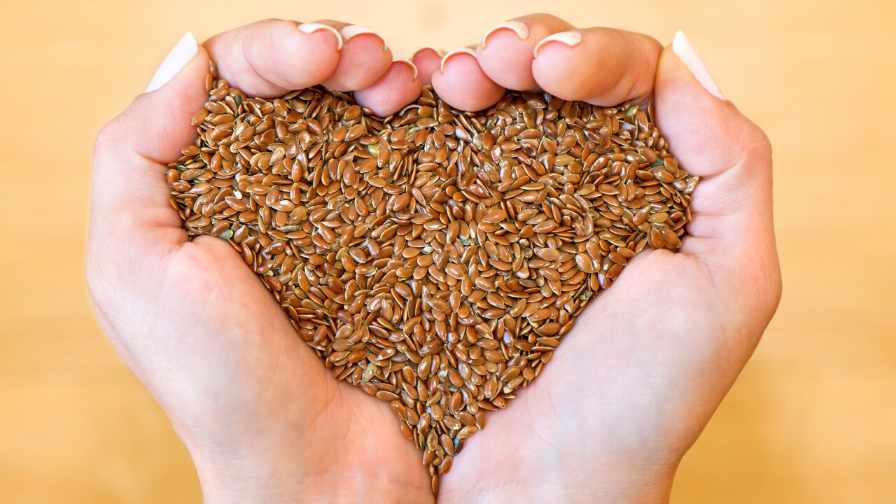 How Much Flaxseed to Eat Daily for Weight Loss