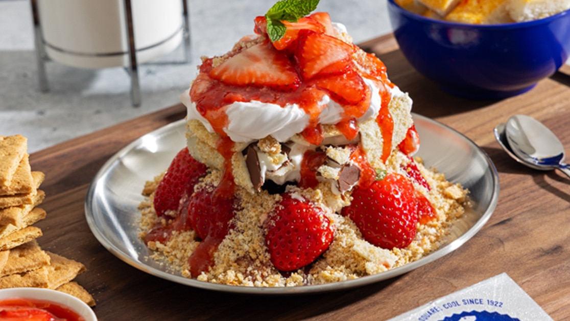  Klondike Strawberry Shortcake Dream Bars
