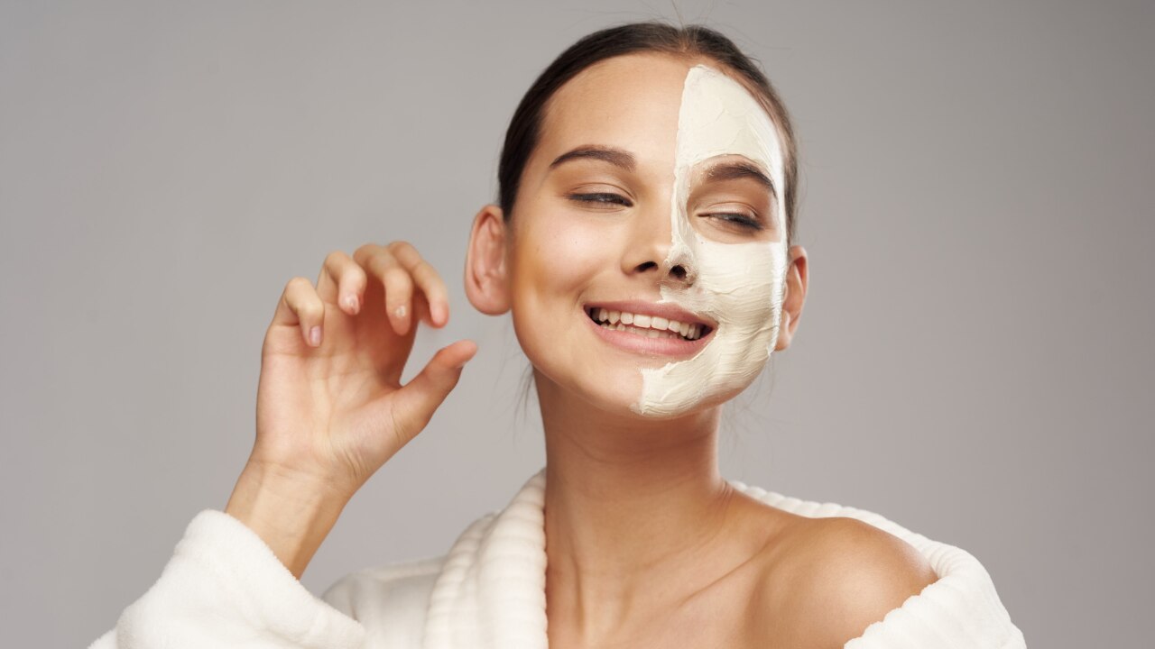 2. Rice Flour Face Pack for Oily and Acne-Prone Skin