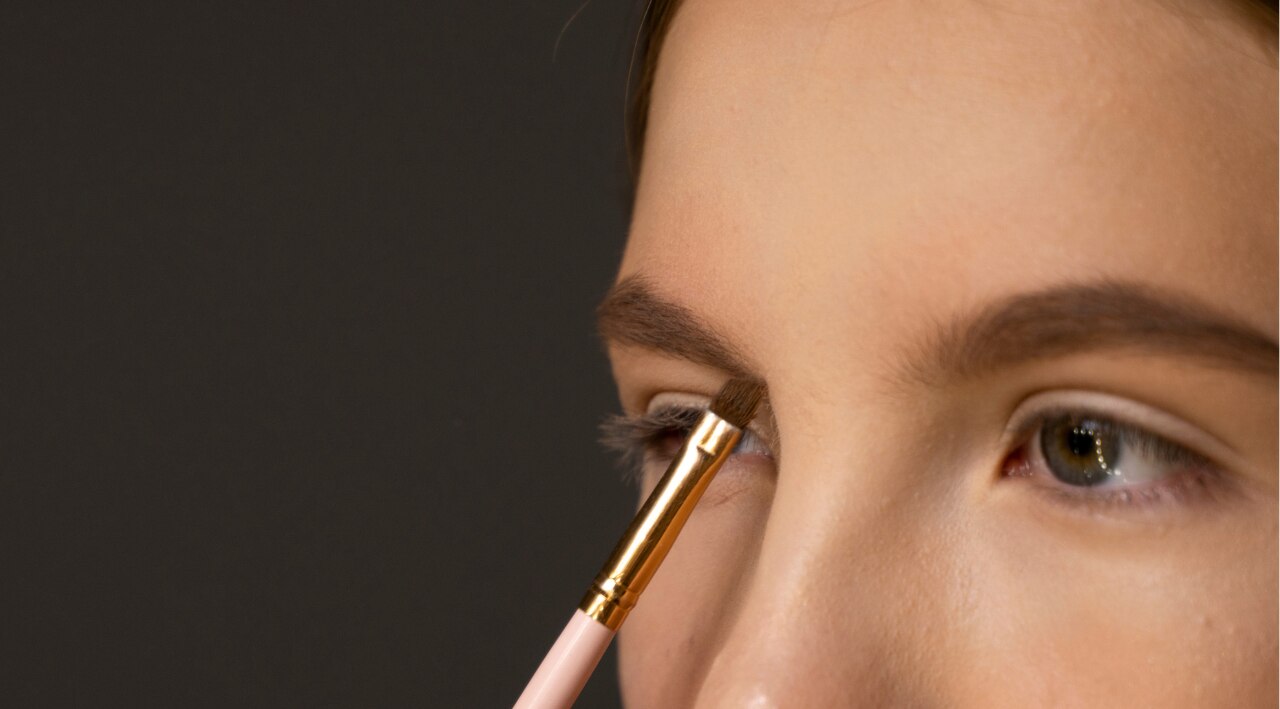 2. Eyebrow Powder
