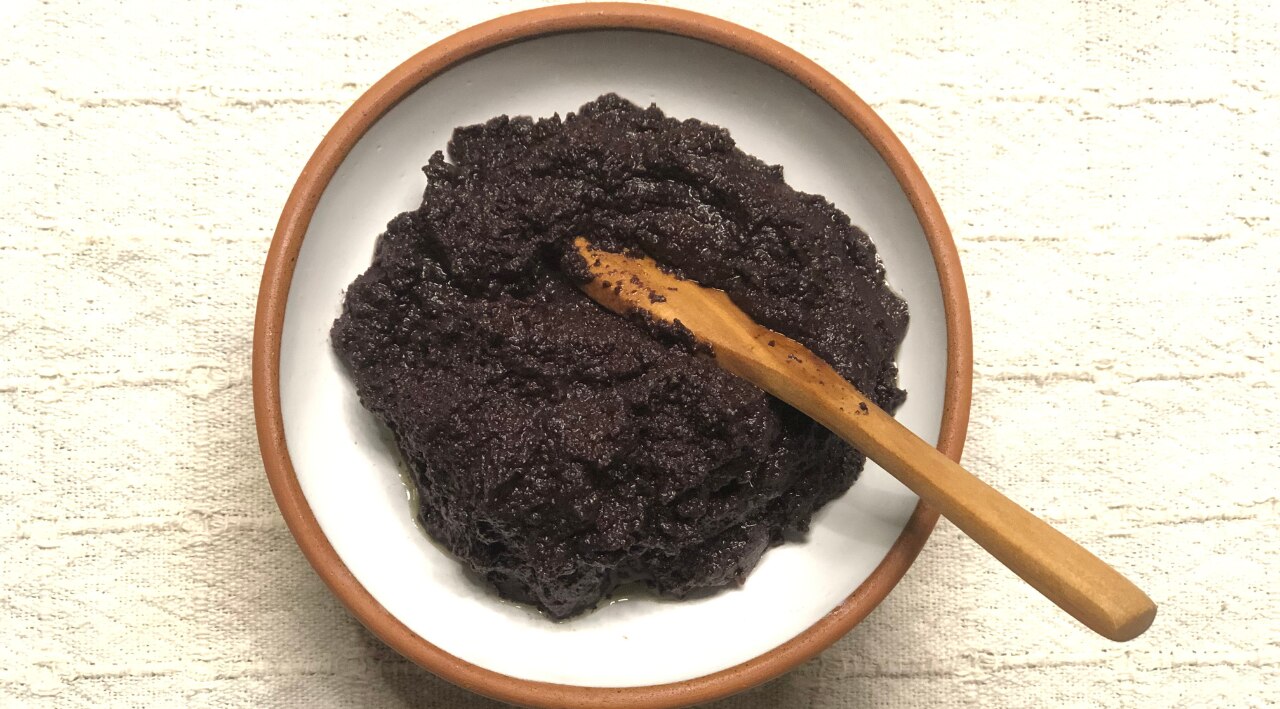 1. DIY Coffee & Cocoa Brow Tint