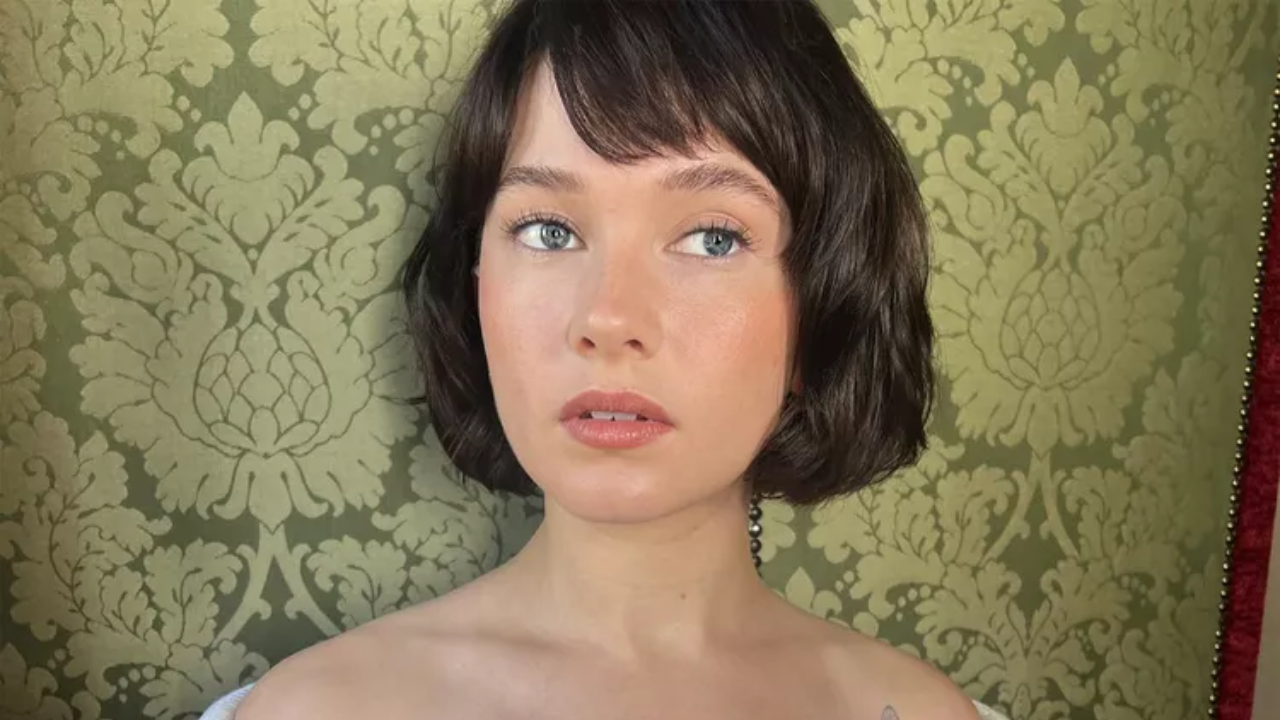 14. Sleek Mushroom Haircut
