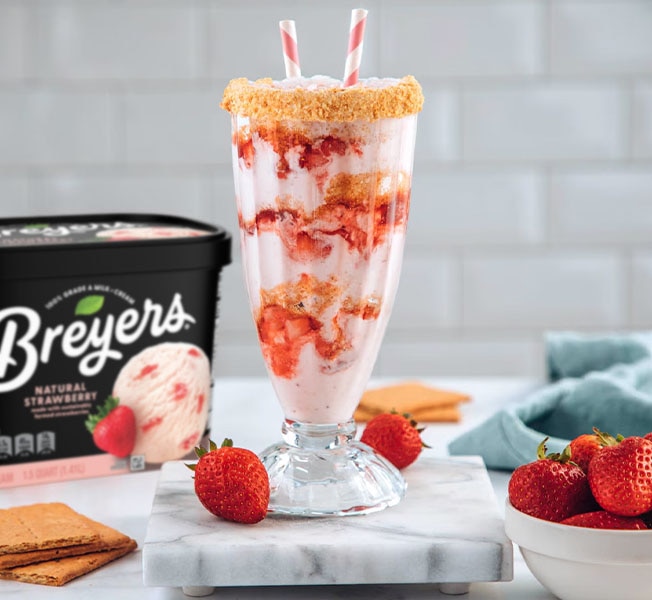 Strawberry Cheesecake Milkshake