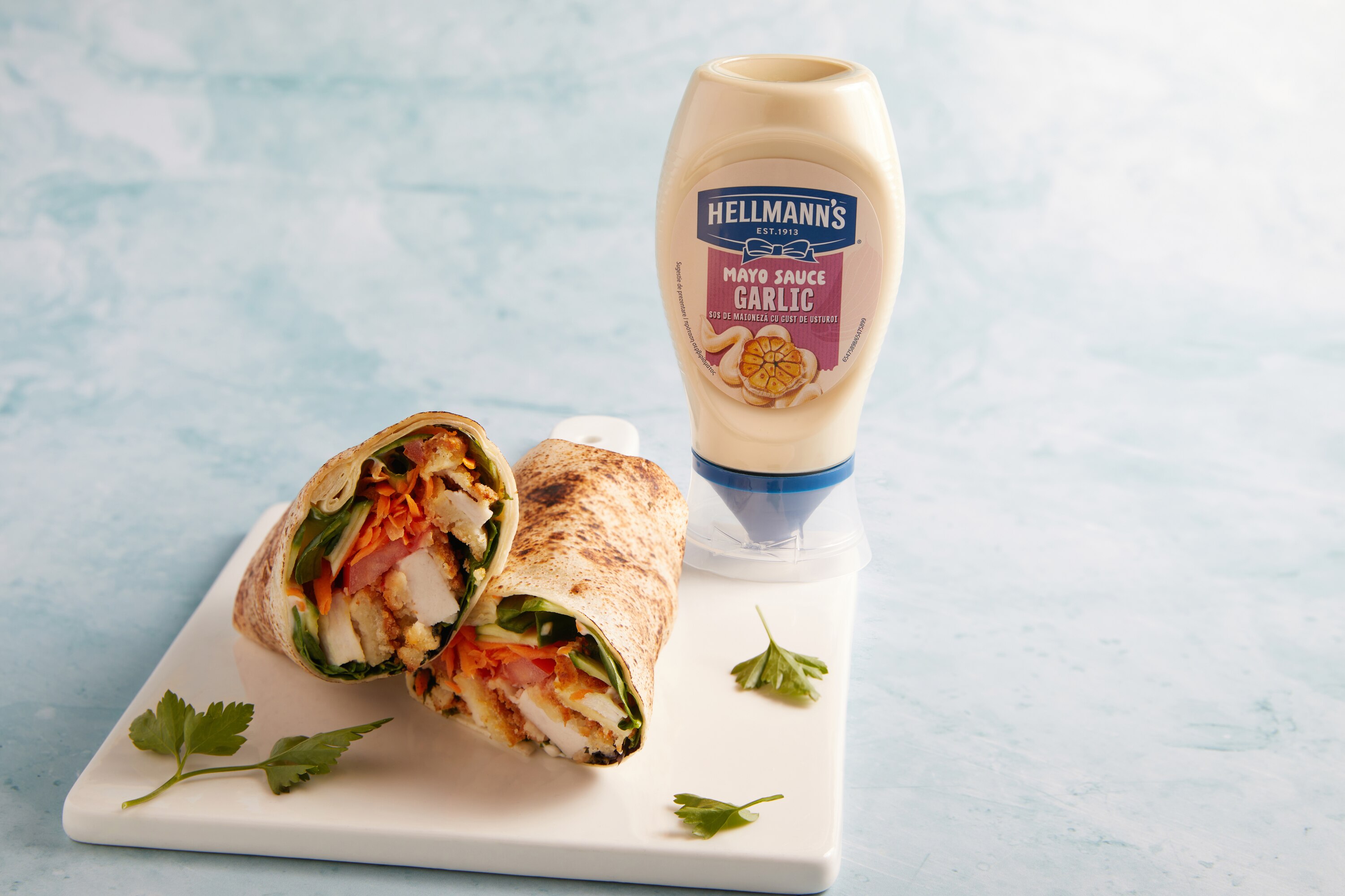 Wrap με κοτόπουλο και Hellmann's Garlic Mayo