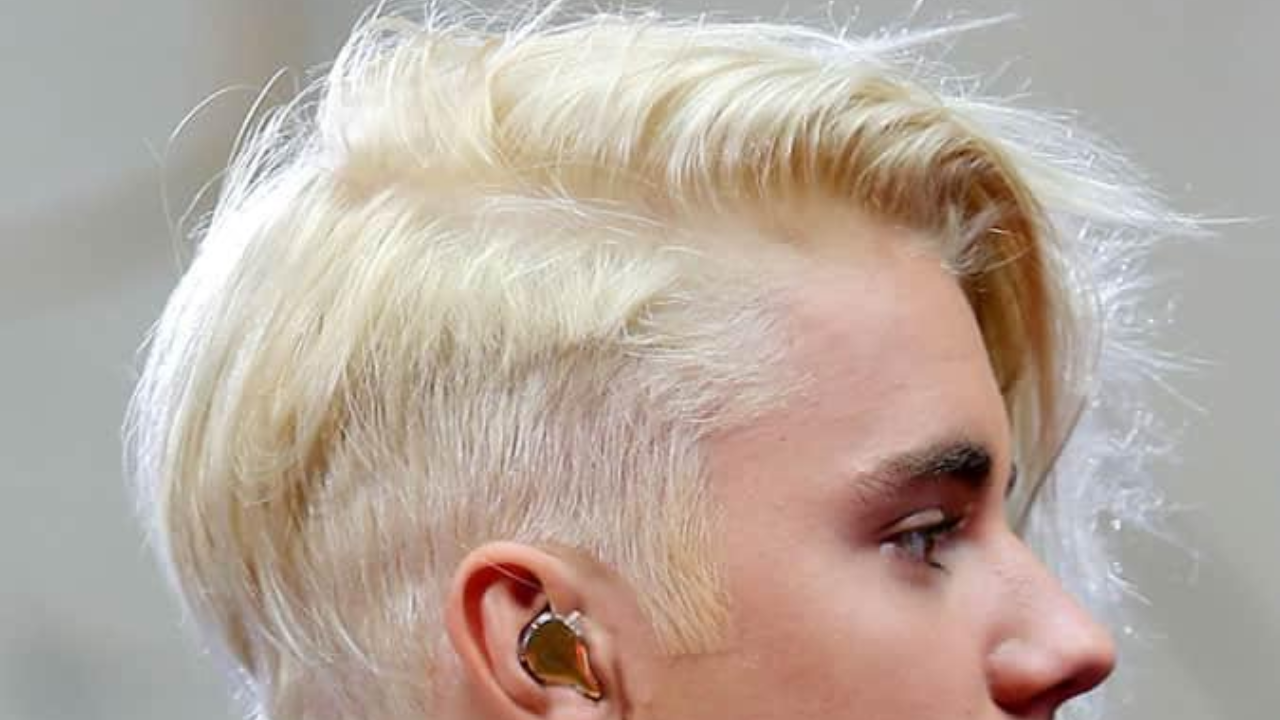 32. Platinum Mushroom Haircut