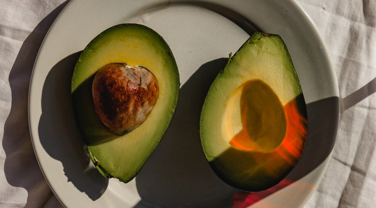 Common Mistakes People Make While Eating Avocado