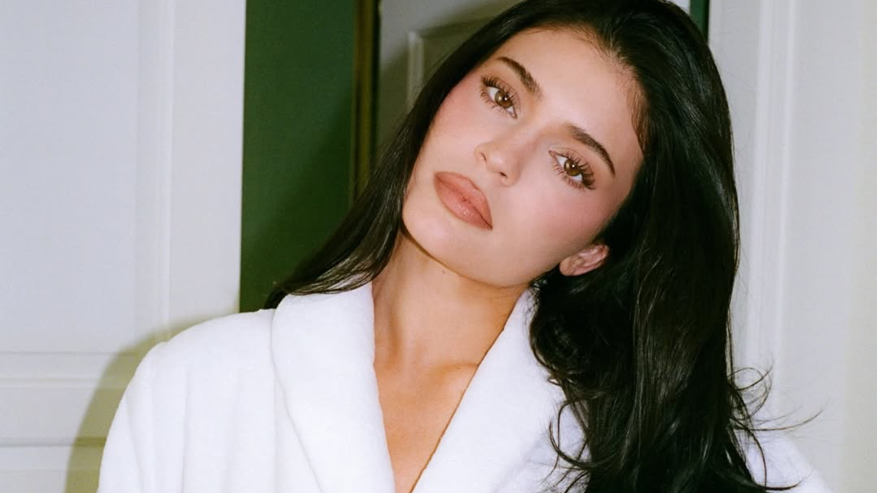 Under-Eye Blush Trend