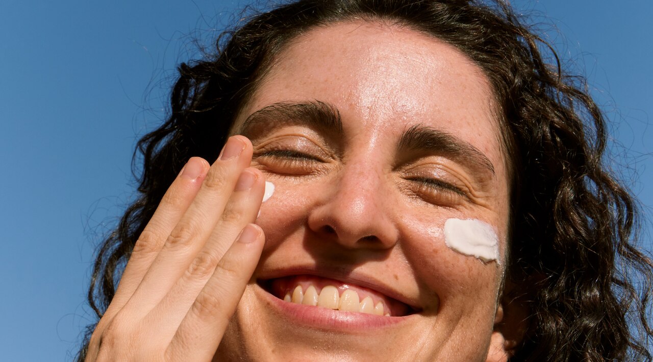 How to Apply Sunscreen Correctly